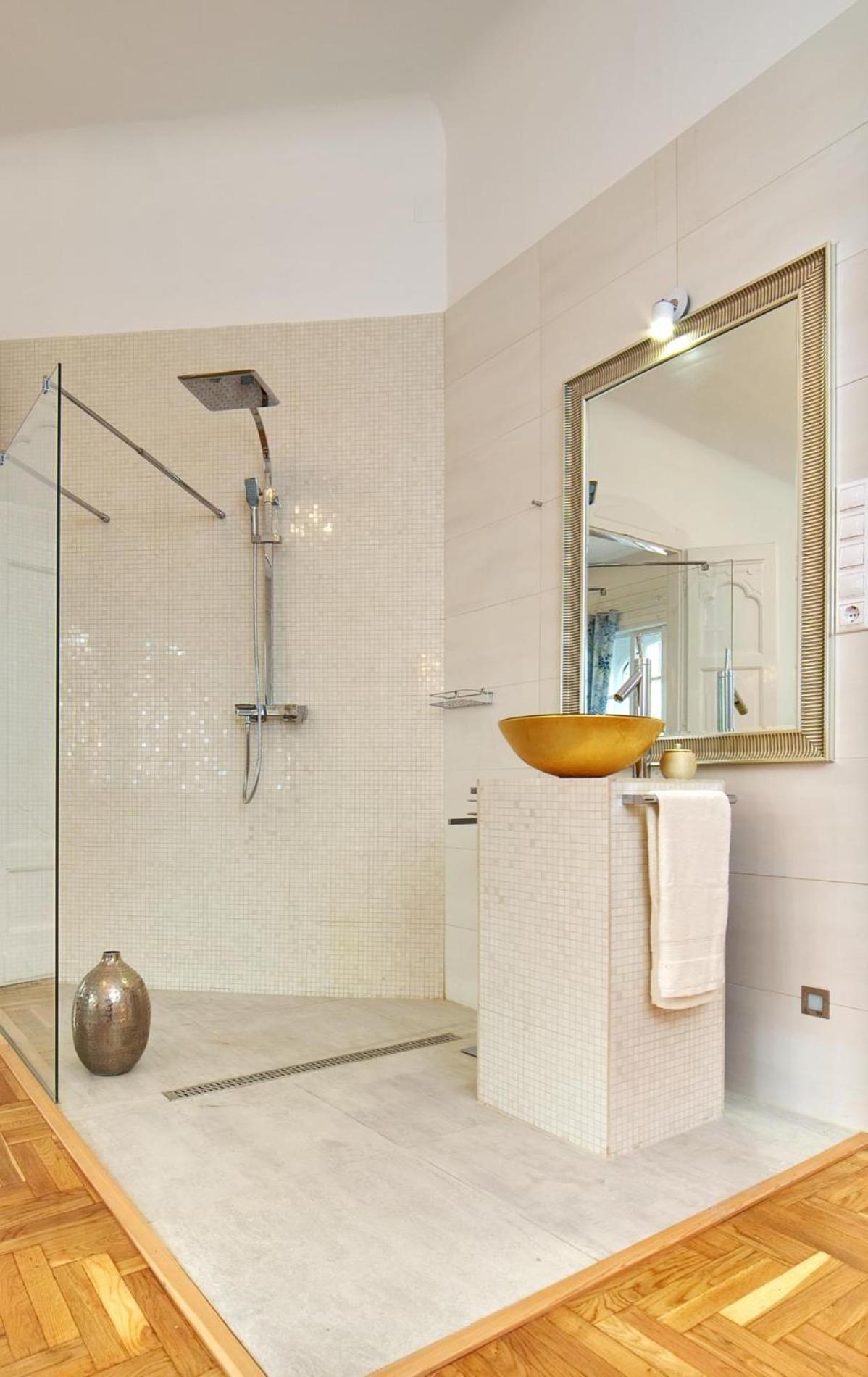 Amazing View Designer With Sauna And Jacuzzi 3 Min To Opera House Apartment *