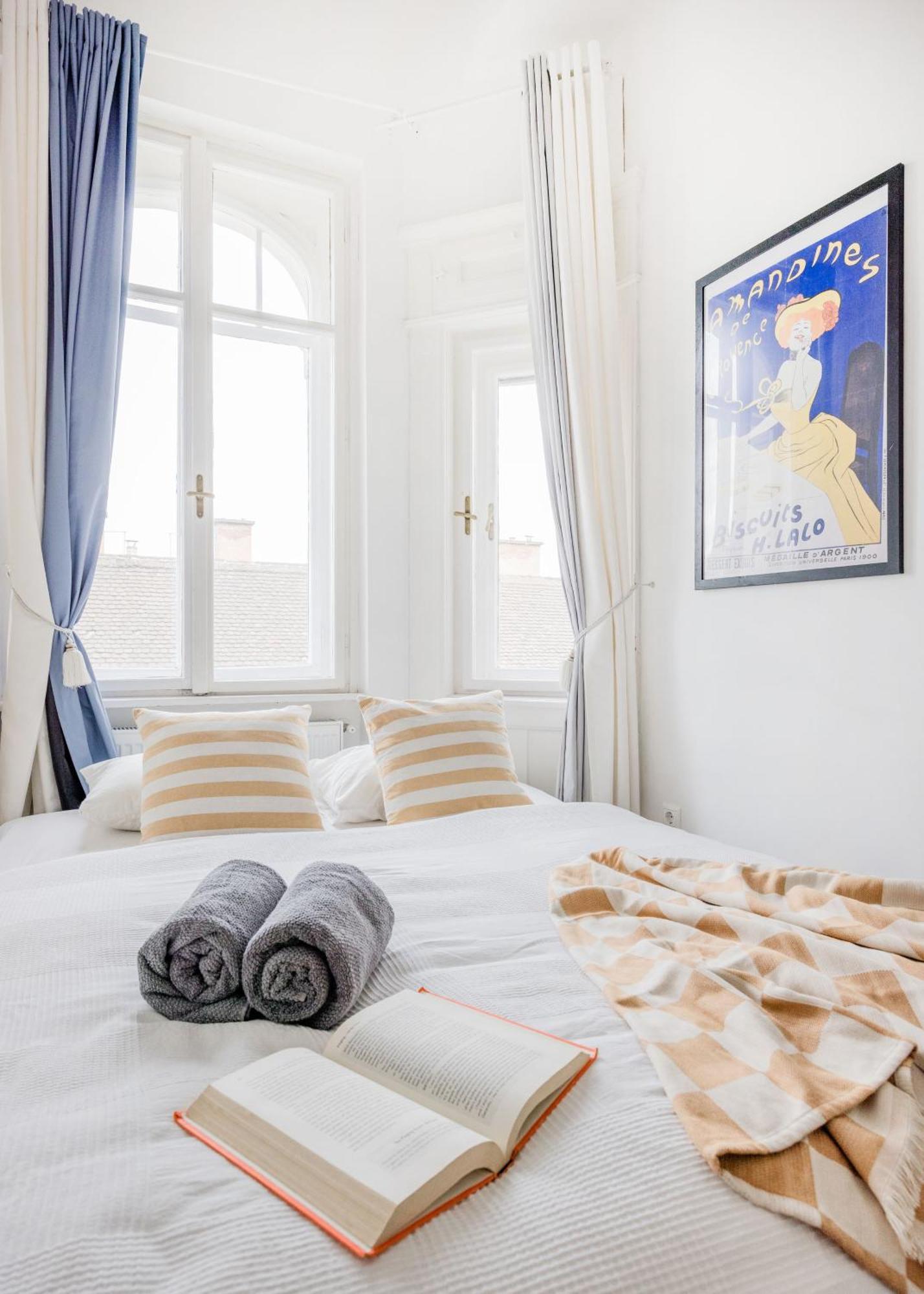 Apartment Amazing View Designer With Sauna And Jacuzzi 3 Min To Opera House