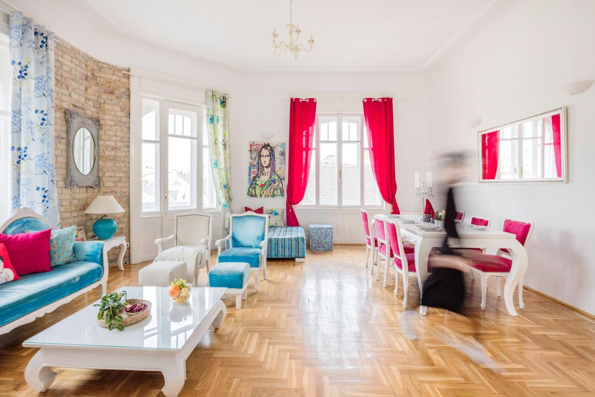 Apartment Amazing View Designer With Sauna And Jacuzzi 3 Min To Opera House Budapest
